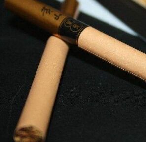 吸烟是否会导致牛皮癣